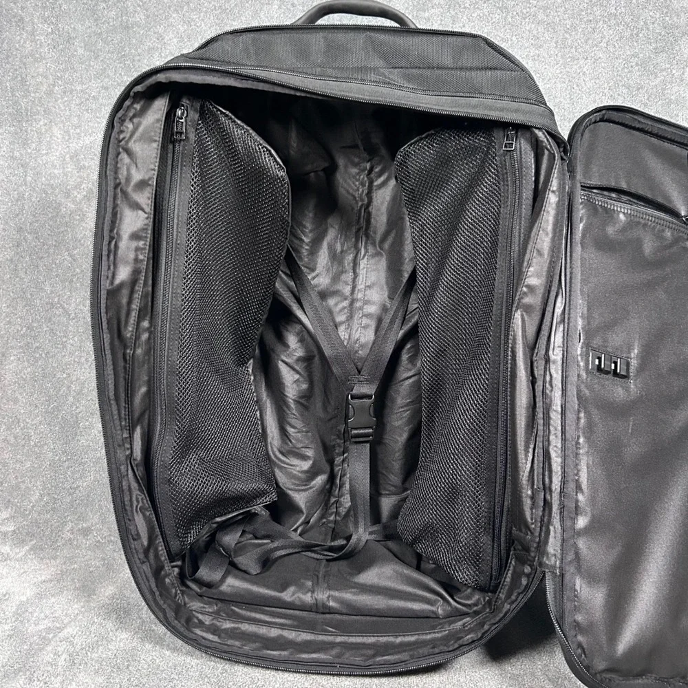 Tumi T-Tech 22